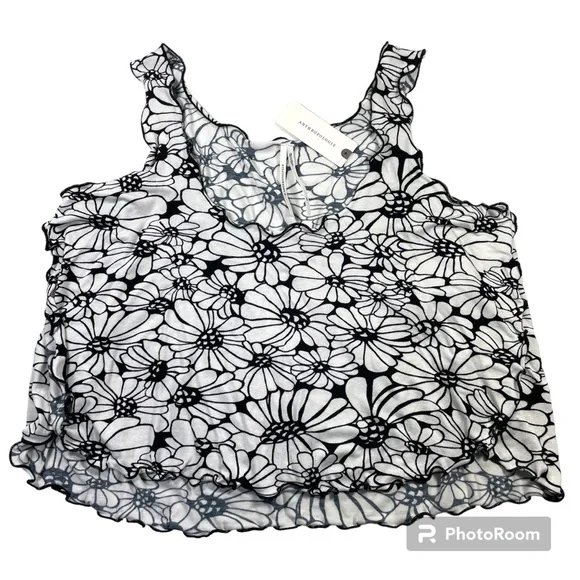 NWT Anthropologie black floral motifs crop tank size XS - Picture 3 of 6